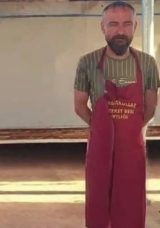 Sopayla &ouml;ld&uuml;rd&uuml;kleri adamı 'kanepeden d&uuml;şt&uuml;' diye ihbar ettiler