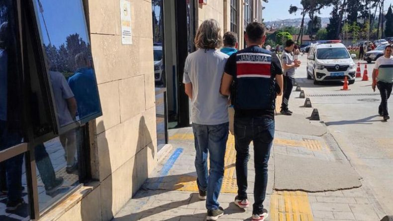 Sosyal Medyadan Terör Propagandasına 5 Gözaltı