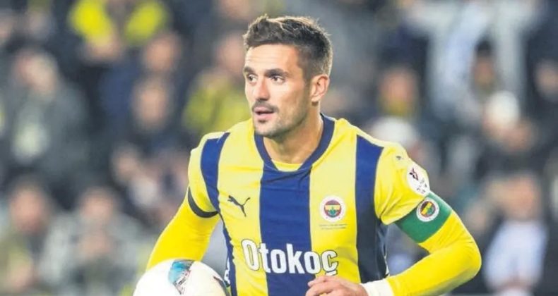 Tadic'ten büyük pas