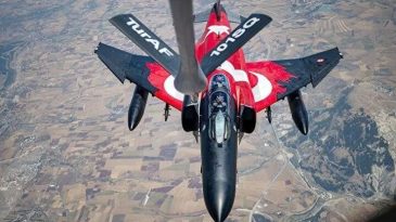 Tanker Filo, &Ccedil;elik Kanatlara Kesintisiz G&uuml;&ccedil; Sağlıyor