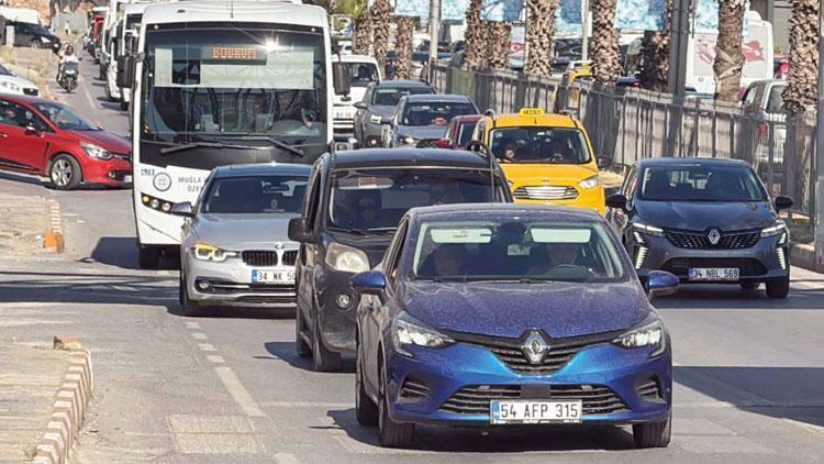 Tatilci Akını Başladı! Bodrum’a 24 Saatte 50 Bin Araç Girişi