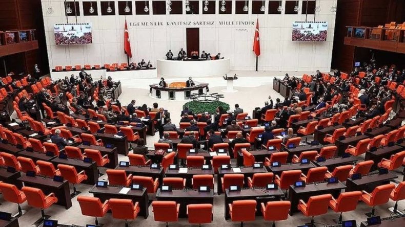 TBMM'nin Çalışma Süresi Uzatıldı