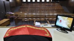 Terör Örgütü DHKPC’ye Belediyelerden Para Aktarıldığı İddia Edilen 25 Sanığın Yargılanmasına Başlandı