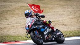 Toprak Razgatlıoğlu, İtalya’da 3’te 3 Yaptı