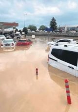 Trabzon’da Sel Felaketi: Bir Kişi Kayboldu