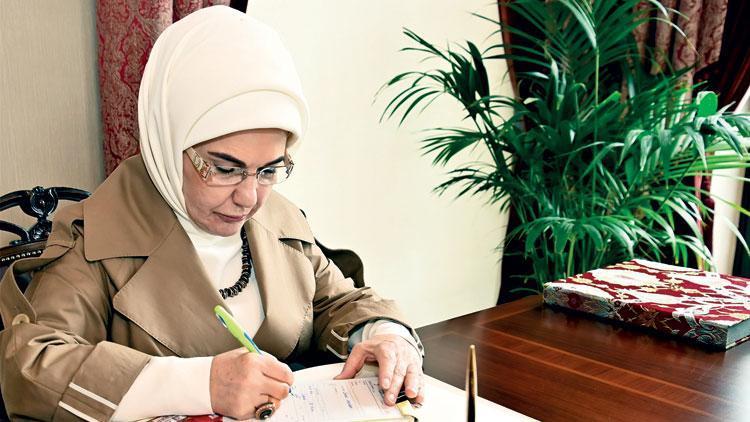 Türk Kızılay’a Kurban Bağışı