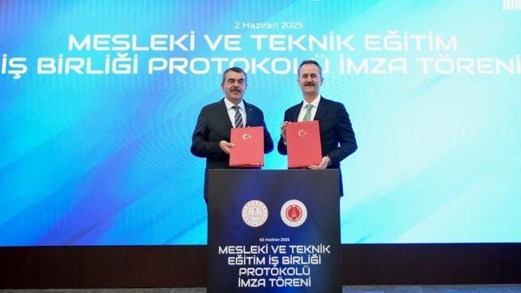 Türkiye’de bir ilk! MEB ve SSB arasında iş birliği protokolü imzalandı