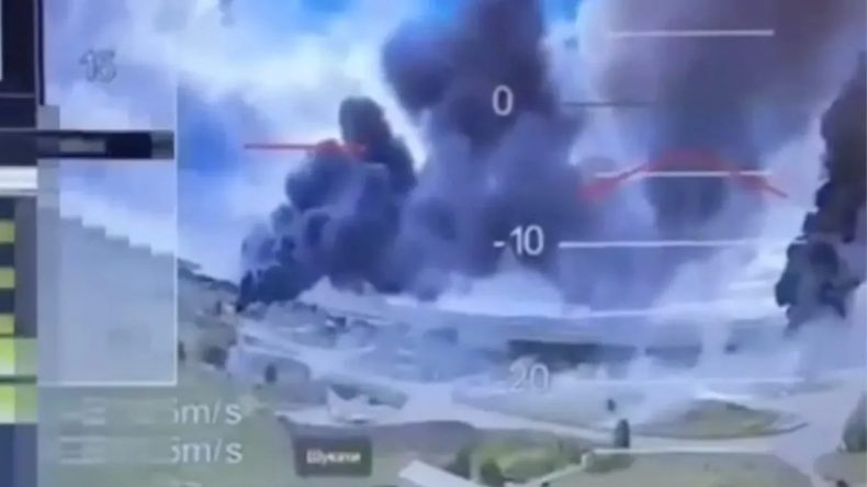 Ukrayna İHA’ları Rus Uçaklarını Vurdu