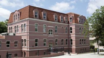 Üsküdar Amerikan Lisesi’nde LGBTQ Konusunda Soruşturma Başlatıldı