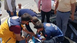 Van’da Trafik Kazası: 1 Kişi Hayatını Kaybetti, 4 Kişi Yaralandı