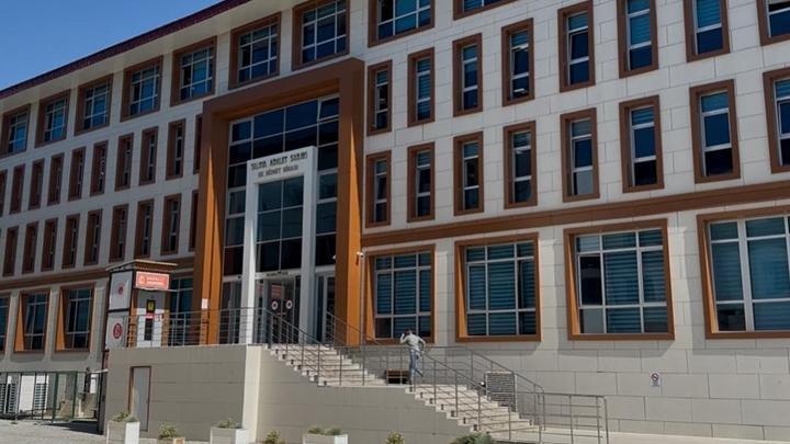 Yalova'da dehşet verici saldırı! Arkadaşını boğazından bıçaklayarak katletti