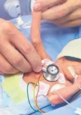 Yeni Doğan Bebek Ateşi Ka&ccedil; Olmalı? Yeni Doğan Bebeğin Koltuk Altı Ateşi Ka&ccedil; Olursa Tehlikeli?