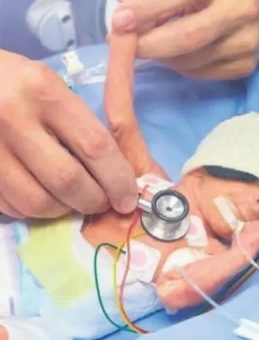 Yeni Doğan Bebekler Ne Zaman Dışarı Çıkarılır? Yenidoğanlar Kaçıncı Gün Dışarı Çıkarılmalı, Ne Kadar Süre Kalmalı?