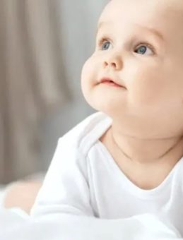 Yeni Doğan Bebekler Ne Zaman Görmeye Başlar? Bebek Kaçıncı Ayda Net Görür?