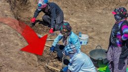 Yepyeni Bir Keşif! Topraktan Çıkan ‘Hazineyi’ Dikkatle Temizliyorlar