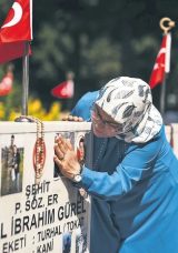 Yine ilk sana koştum şehidim