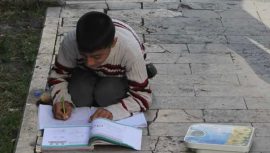 Yoksul Çocuklar Daha Hızlı Yaşlanıyor