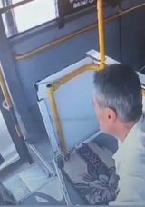 Yol Verme Tartışması Sonucu Halk Otobüsü Şoförü Yaralandı: Saldırganın Geçmişi Suç Dolu!