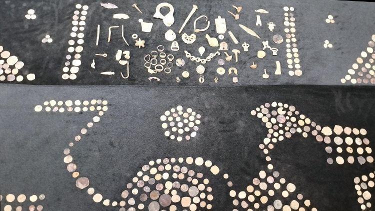 Yurt Dışına Kaçırılmak İstenen 1624 Sikke ve 126 Tarihi Eser Ele Geçirildi