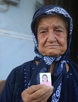 12 Gündür Kızından Haber Bekliyor