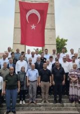 15 Temmuz Demokrasi ve Mill&icirc; Birlik G&uuml;n&uuml; Tarsus Şehitliği&rsquo;nde aziz şehitlerimiz dualarla anıldı