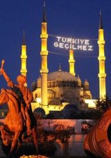15 Temmuz Şehitleri Dualarla Anılıyor! 90 Bin Camide Aynı Anda Sela Sesleri Y&uuml;kselecek