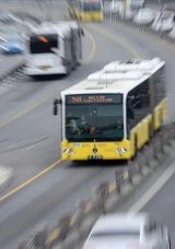 15 Temmuz'da, bug&uuml;n toplu taşıma &uuml;cretsiz mi? 15 Temmuz 2025 Salı g&uuml;n&uuml; metro metrob&uuml;s, otob&uuml;s ve tramvay &uuml;cret tarifesi