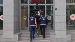 22 Düzensiz Göçmenin Yakalandığı Olayda 2 Zanlı Tutuklandı