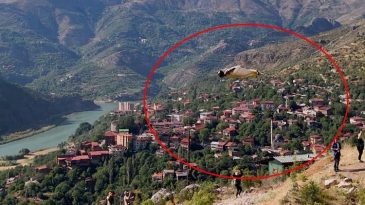 220 Kilometre Hızla Kemaliye Halkının &Uuml;zerinden U&ccedil;tu! 'İnanılmazdı, Nefeslerimizi Tuttuk'