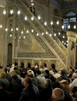 4 TEMMUZ CUMA HUTBESİ: "Geçmişe İbretle Geleceğe Ferasetle Bakalım" konulu Cuma hutbesi yayınlandı!