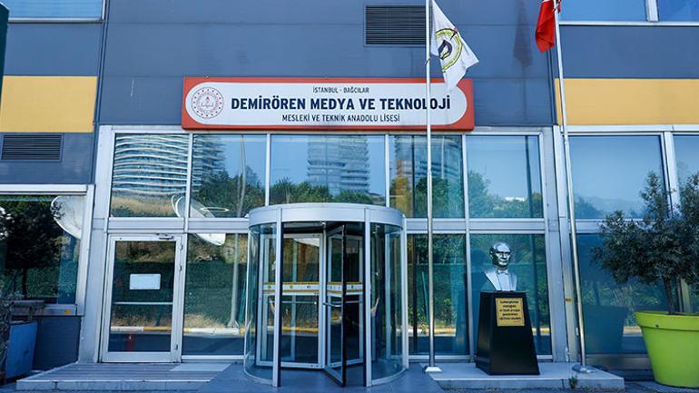 Demirören Medya ve Teknoloji Lisesi