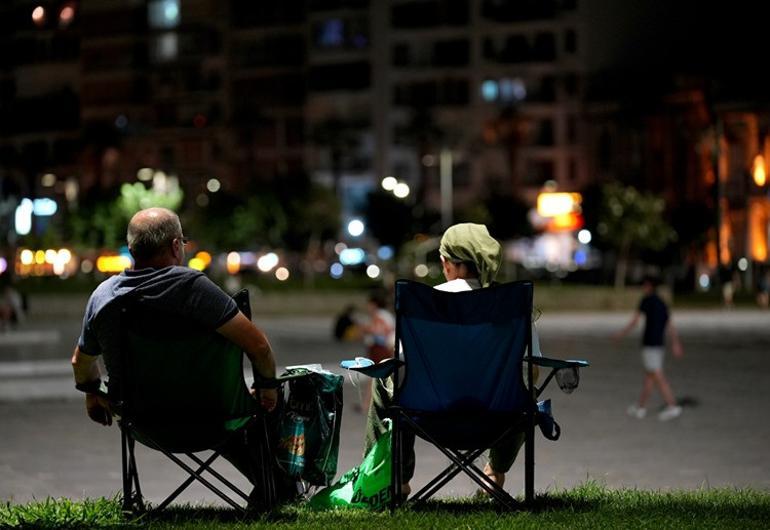 Tropikal Gün ve Gece