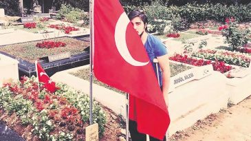 Ailece Destan Yazdılar