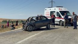 Ankara'da Feci Kaza: İki Araç Çarpıştı, 1 Kişi Hayatını Kaybetti, 4 Kişi Yaralandı