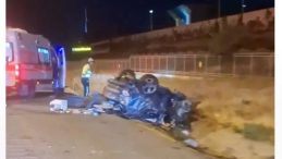 Ankara'da İki Otomobil Kafa Kafa Çarpıştı: 2 Ölü