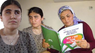 Annesi Kitapları Okudu, G&ouml;rme Engelli Nazalin İlk 10 Bin Sıralamasına Girdi