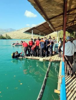 Antalya'da Üzücü Olay: Suya Düşen Terliğini Almaya Çalışan Genç Boğuldu!
