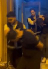 Antikacıya Silahlı Saldırı D&uuml;zenleyenler Hamamda Eğlenirken Yakalandı