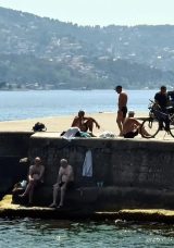 Aşırı Sıcaklar İstanbulluları Denize D&ouml;kme Durumunda!