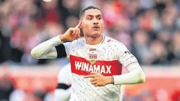 Aslan’dan 10 Numara Hamlesi
