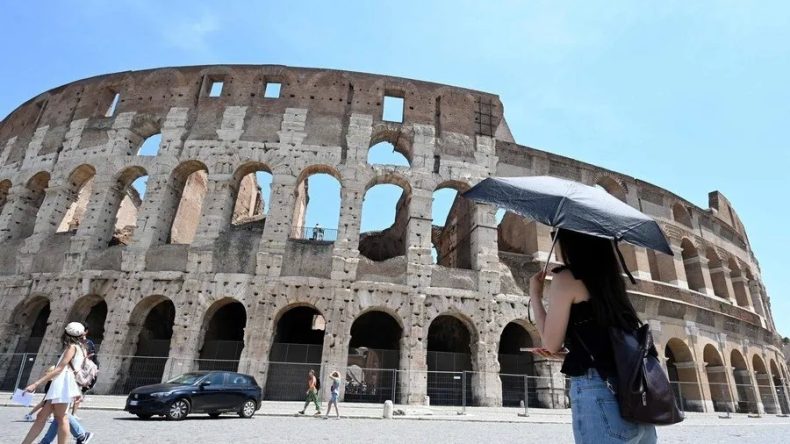 Avrupa Alev Alev! İtalya'daki Sıcak Hava 2 Can Aldı