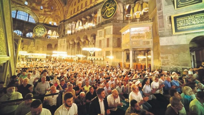Ayasofya’da Gazze duası