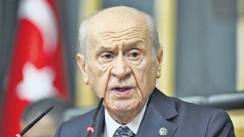 Bahçeli'den Özel'e Sert Uyarı: Hayırdır Darbe Mi Düşünüyorsun?