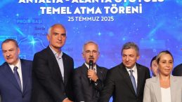 Bakan Ersoy Duyurdu: Antalya Turizmi İçin Yeni Ulaşım Dönemi Başlıyor
