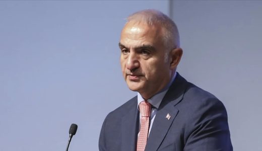 Bakan Ersoy: Hakkari'yi Turizm Şehri Yapacağız