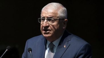 Bakan G&uuml;ler, Senegal Silahlı Kuvvetler Komutanı Diop ile g&ouml;r&uuml;şt&uuml;