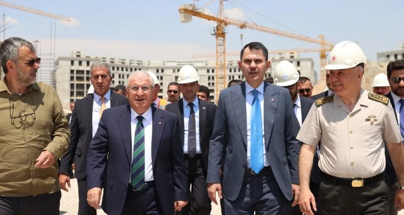 Bakan Kurum ve Bakan Güler’den Ay Yıldız Yerleşkesi İncelemesi