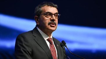 Bakan Tekin: Gen&ccedil;ler ve Aileleri i&ccedil;in Hayırlı Olsun