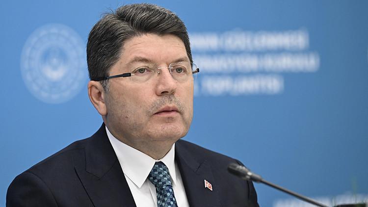 Bakan Tunç'tan haciz işlemi sırasında yaşanan silahlı saldırıya dair açıklama