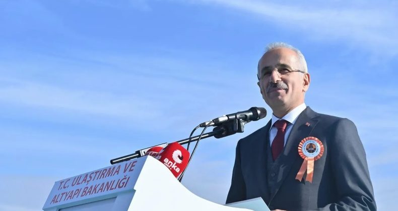 Bakan Uraloğlu, 2024 Yılı Karayolu Trafik Hacim Verilerini Açıkladı: Karayolunda Taşıt Hareketliliği Üçe Katlandı